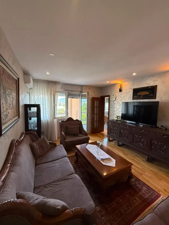 Rent, three bedroom apartment, 95m², Tuški Put, Podgorica