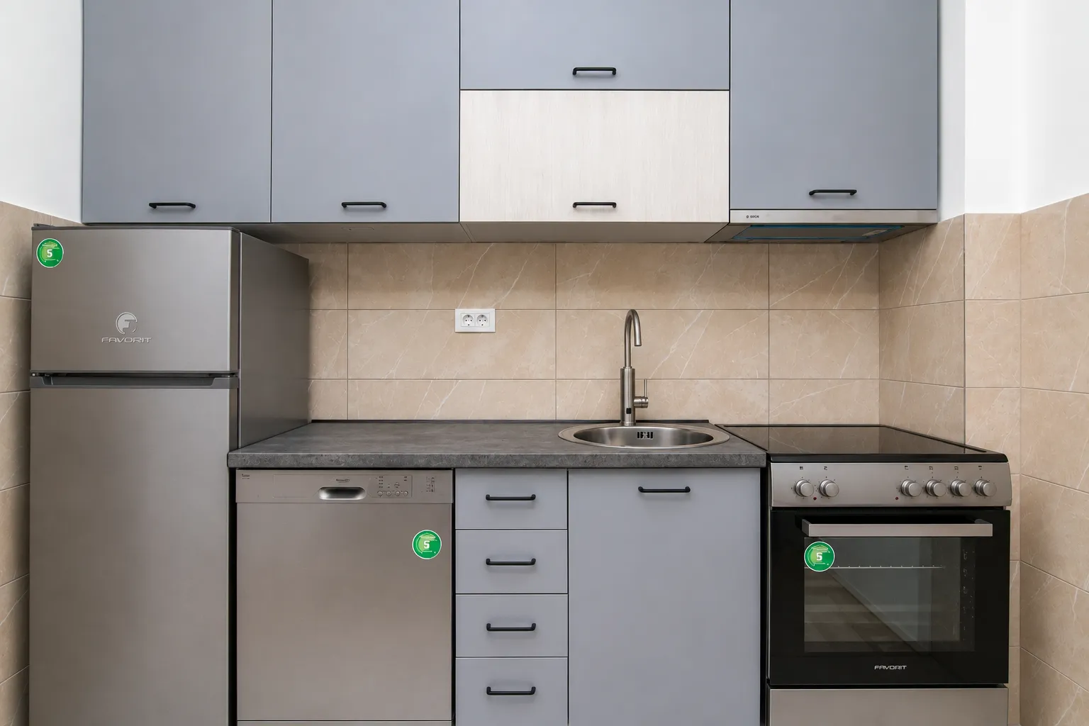 Izdavanje, jednosoban stan, 43m², Tuški Put, Podgorica