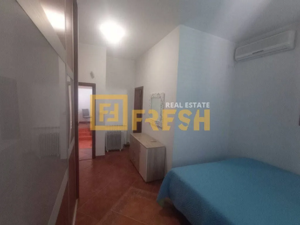 Prodaja, kuća, 423m², Donja Gorica, Podgorica