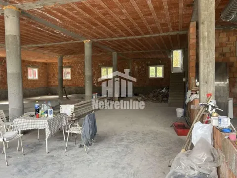 Rent, office space, 330m², Umka, Beograd - image 7