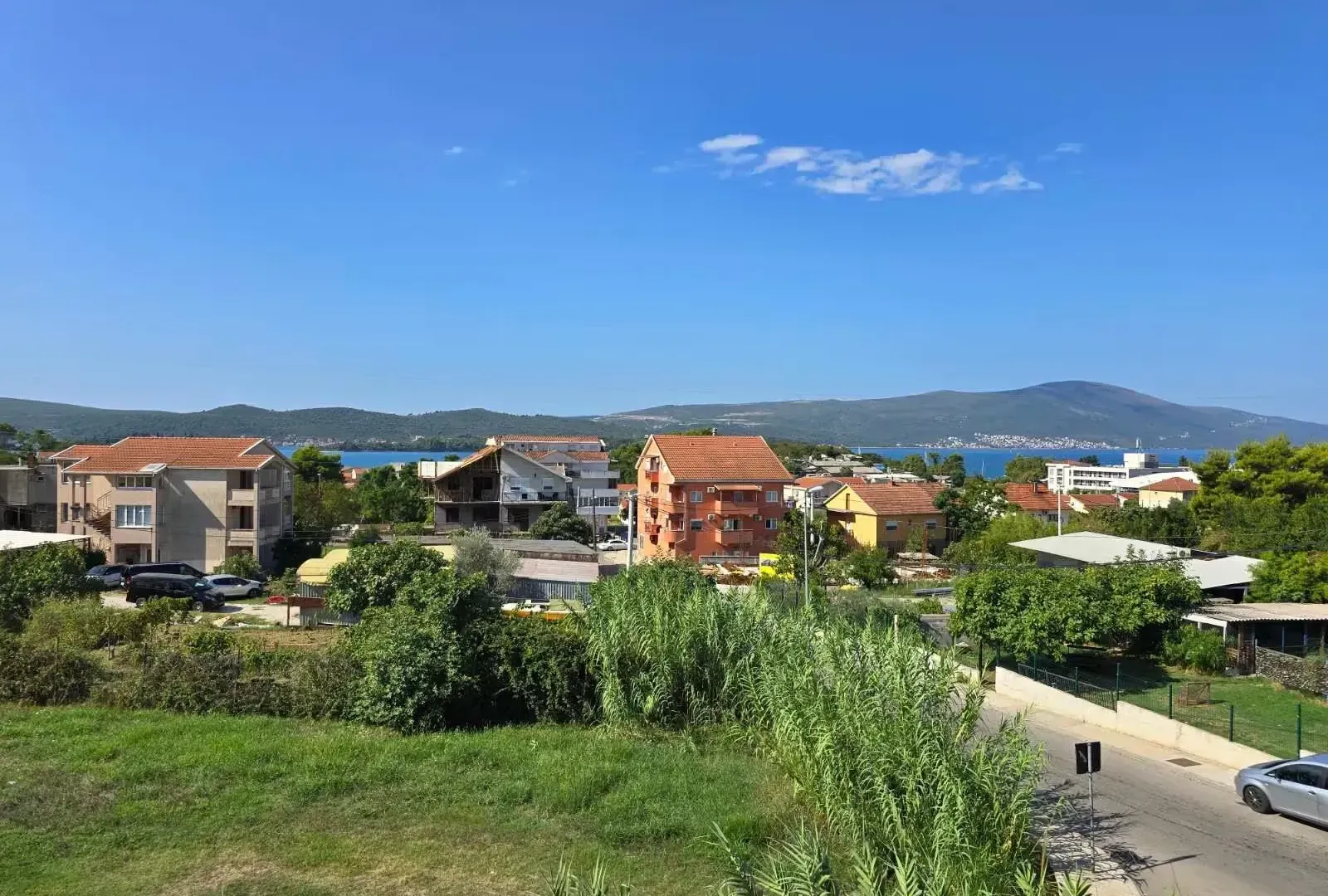 Izdavanje, stan, 50m², Tivat, Crna Gora
