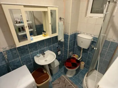 Izdavanje, trosoban stan, 100m², Dubovica, Budva - image 8