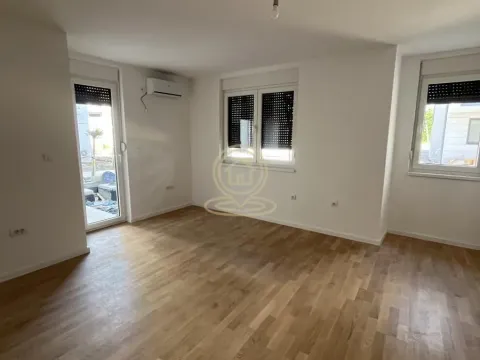 Prodaja, dvosoban stan, 54m², Raj, Vrnjačka Banja - image 8