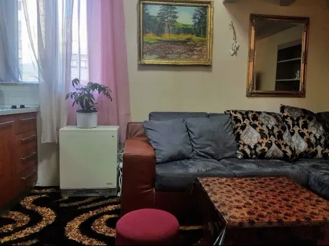 Izdavanje, dvosoban stan, 38m², Stari Grad, Beograd - image 1
