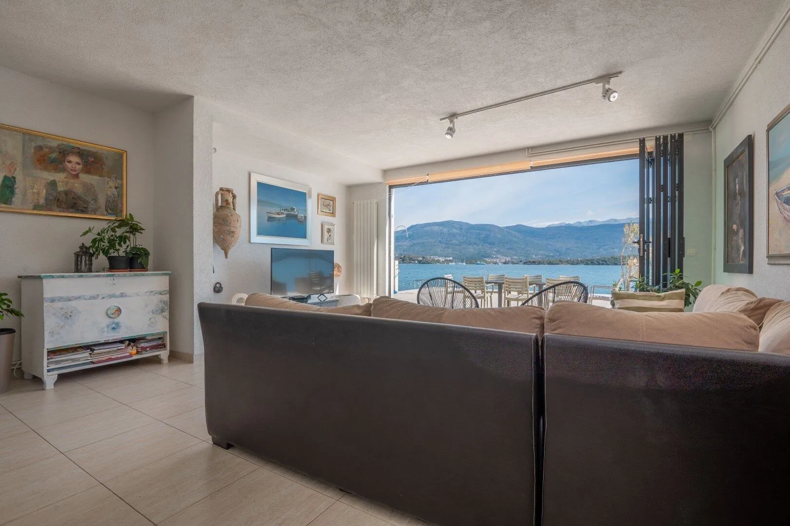 Sale, house, 172m², Kotor, Crna Gora