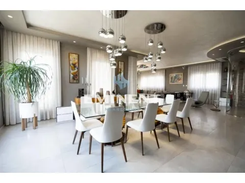 Sale, four bedroom apartment, 370m², Savski Venac, Beograd