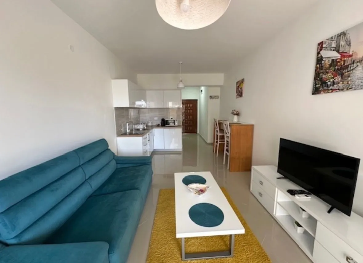 Izdavanje, garsonjera, 35m², Šušanj, Bar