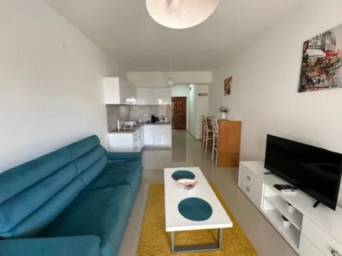 Rent, studio apartment, 35m², Šušanj, Bar - image 4