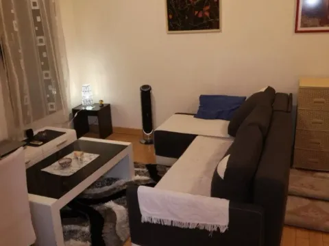 Izdavanje, jednosoban stan, 30m2, Preko Morače, Podgorica Izdavanje, jednosoban stan, 30m2, Preko Morače, Podgorica