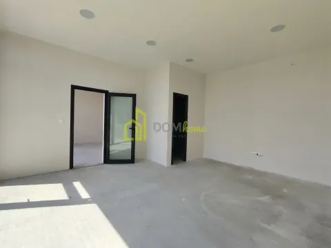Rent, office space, 57m², Zeta, Podgorica - image 2