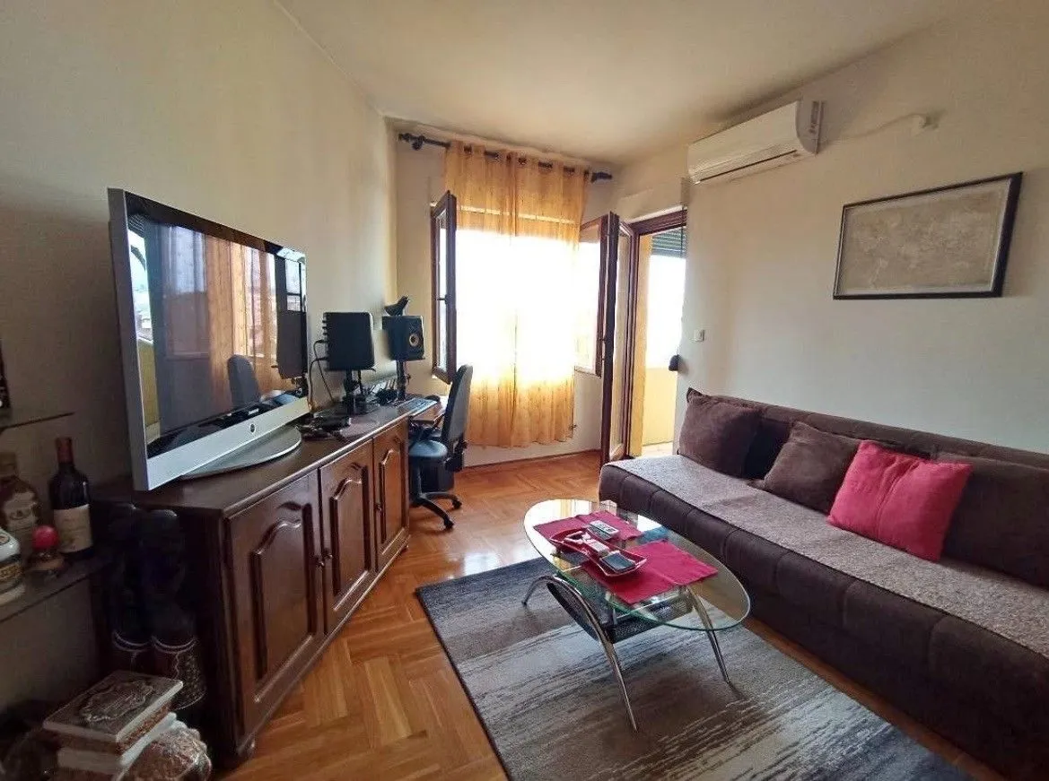 Sale, one bedroom apartment, 40m², Stari Aerodrom, Podgorica