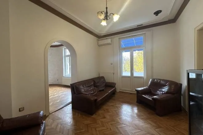 Izdavanje, dvosoban stan, 59m², Savski Venac, Beograd