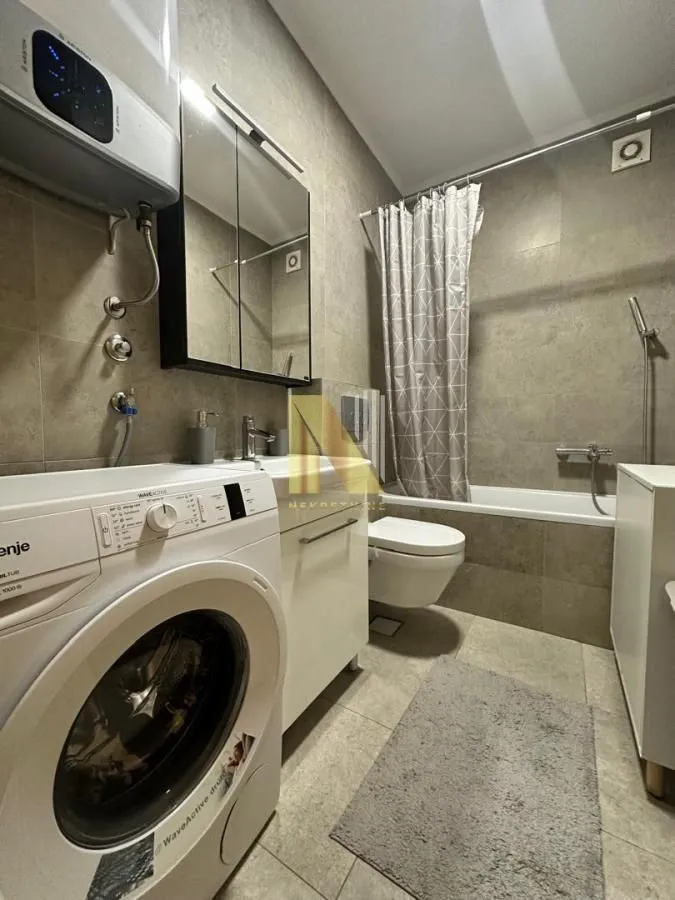 Prodaja, jednosoban stan, 48m², Centar, Novi Sad