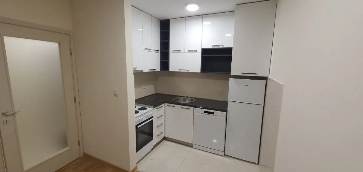 Izdavanje, jednosoban stan, 43m², City Kej, Podgorica