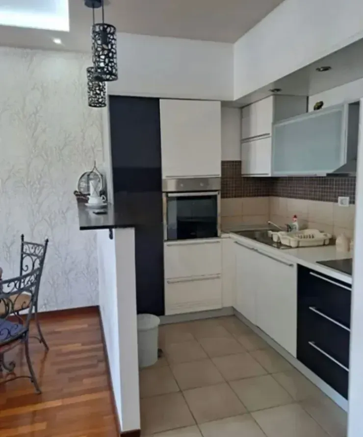 Izdavanje, jednosoban stan, 54m², City Kvart, Podgorica