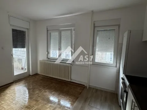Rent, three bedroom apartment, 85m², Bulevar Oslobodjenja, Novi Sad Sve Podlokacije - image 2