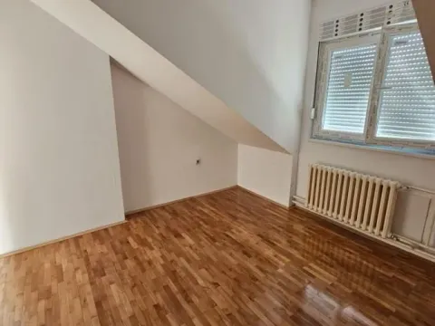 Prodaja, jednosoban stan, 37m², Detelinara, Novi Sad Sve Podlokacije - image 7