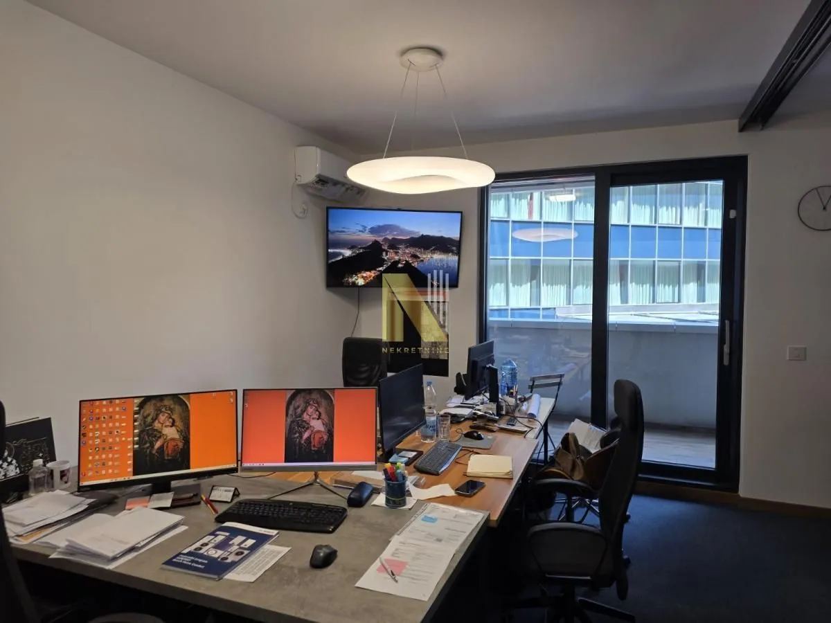 Rent, office space, 80m², Centar, Novi Sad