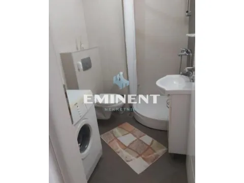 Izdavanje, dvosoban stan, 40m², Lekino Brdo, Voždovac Sve Podlokacije - image 8