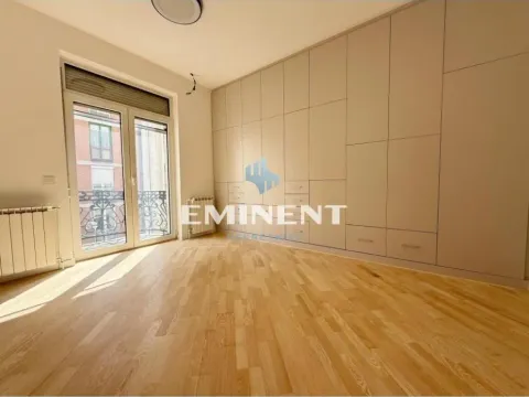 Izdavanje, trosoban stan, 130m², Stari Grad, Beograd - image 7