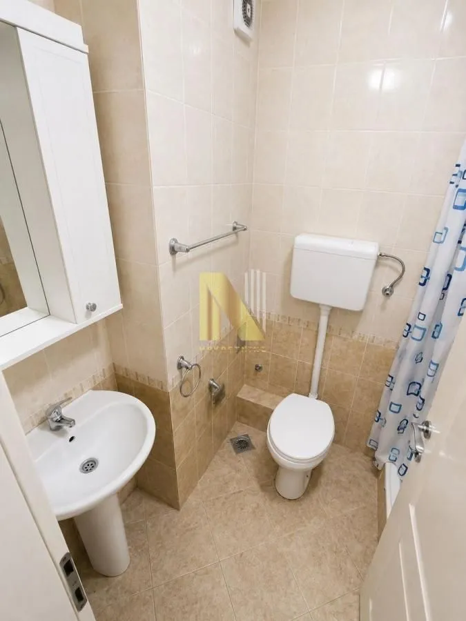 Izdavanje, garsonjera, 30m², Grbavica, Novi Sad Sve Podlokacije