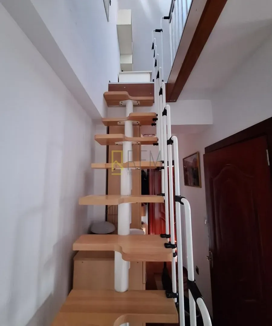 Prodaja, trosoban stan, 87m², Stari Aerodrom, Podgorica