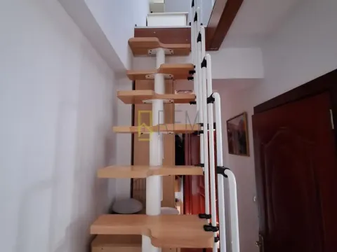 Prodaja, trosoban stan, 87m², Stari Aerodrom, Podgorica - image 13