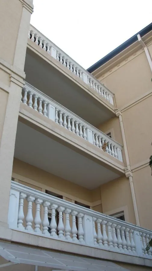 Rent, four bedroom apartment, 147m², Savski Venac, Beograd