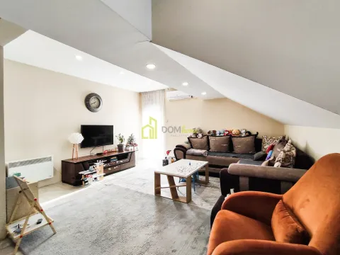 Prodaja, kuća, 250m², Tološi, Podgorica - image 21