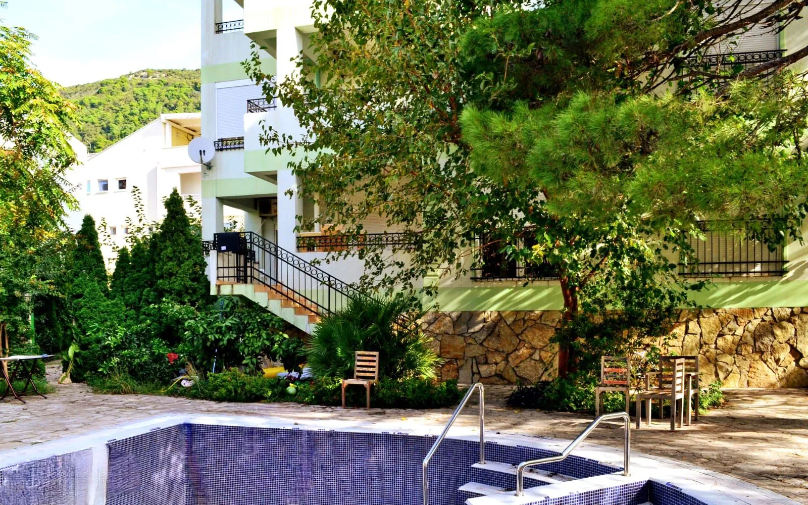 Sale, three bedroom apartment, 64m², Podmaine, Budva