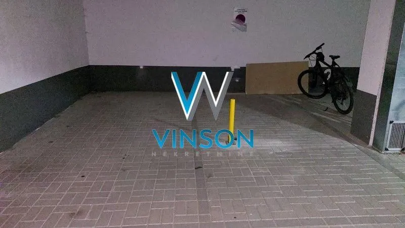Rent, parking/garage, 10m², Salajka, Novi Sad Sve Podlokacije