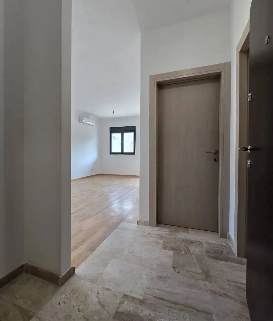 Sale, one bedroom apartment, 42m², Ilino, Bar