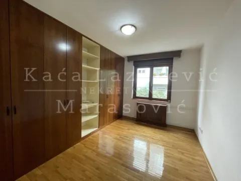 Izdavanje, trosoban stan, 126m², Savski Venac, Beograd - image 5