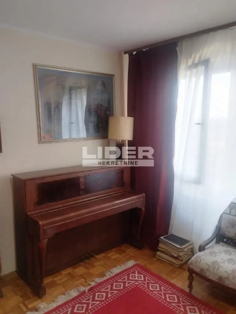 Prodaja, dvosoban stan, 66m², Novi Beograd Sve Podlokacije, Beograd