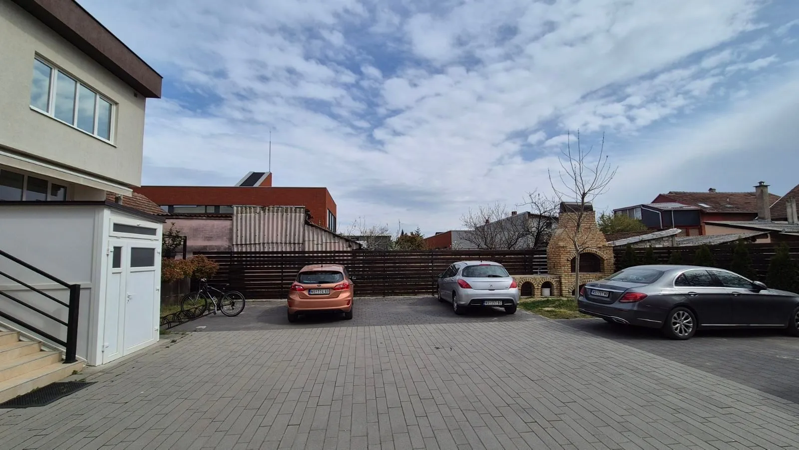 Sale, office space, 464m², Telep, Novi Sad Sve Podlokacije