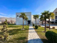 Rent, house, 310m², Karaburško Polje, Podgorica - image 13