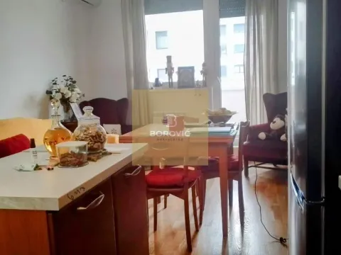 Sale, three bedroom apartment, 65m², Zvezdara Sve Podlokacije, Beograd
