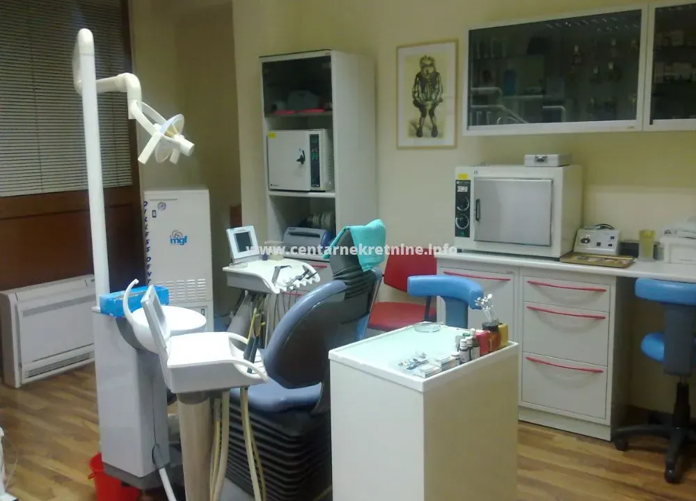 Prodaja, poslovni prostor, 71m², Preko Morače, Podgorica