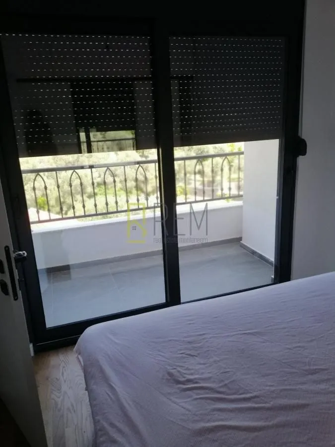 Izdavanje, jednosoban stan, 33m², Bar, Crna Gora