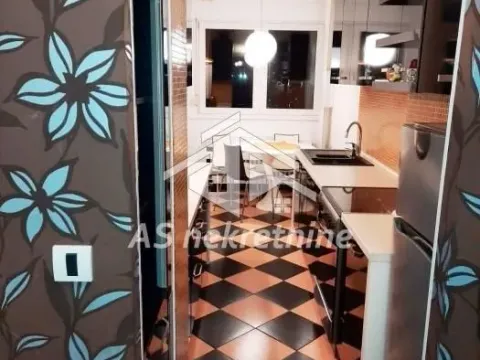 Izdavanje, trosoban stan, 70m², Novi Beograd Sve Podlokacije, Beograd - image 9