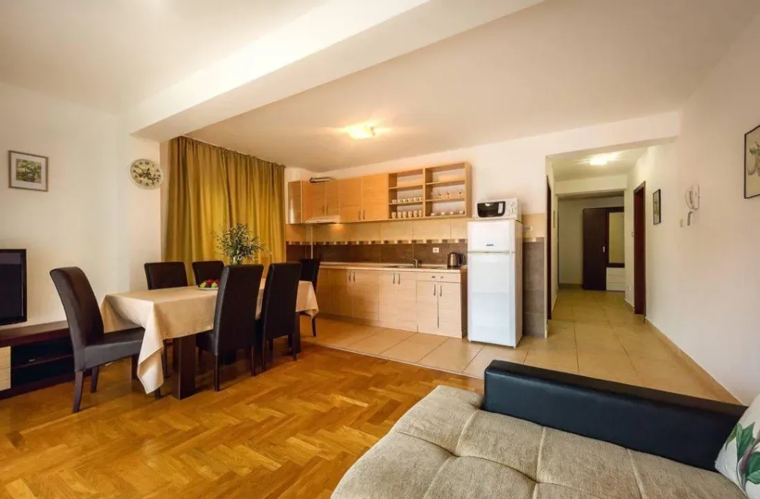 Sale, two bedroom apartment, 85m², Pržno, Budva