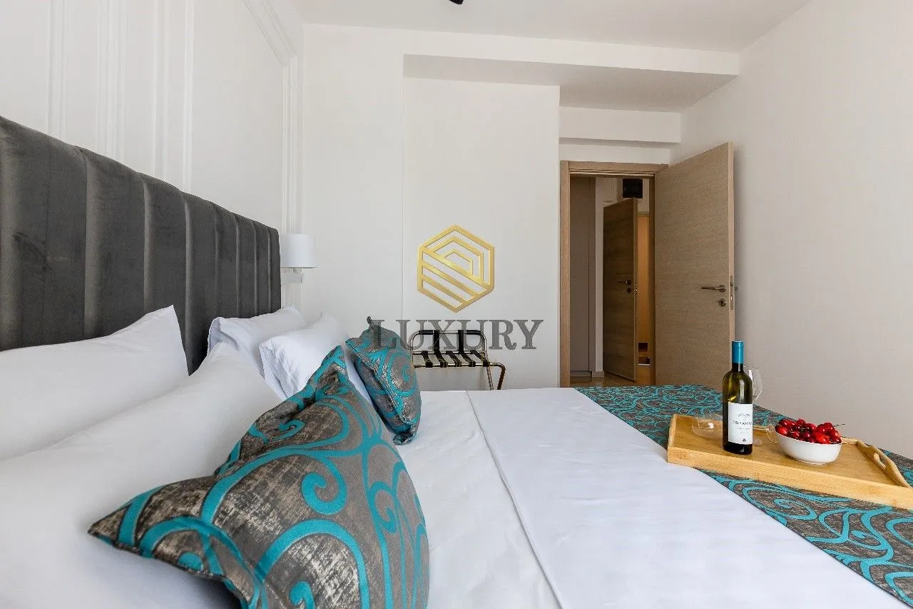 Sale, two bedroom apartment, 68m², Bečići, Budva