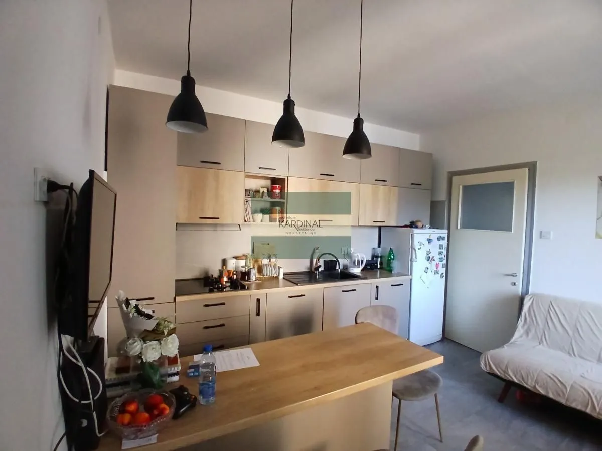 Prodaja, dvosoban stan, 62m², Jagodina, Srbija