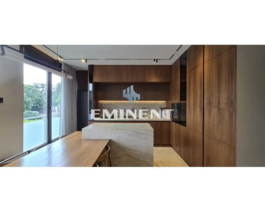 Sale, four bedroom apartment, 120m², Savski Venac, Beograd