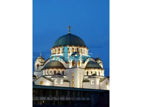 Stan in Vračar Hram