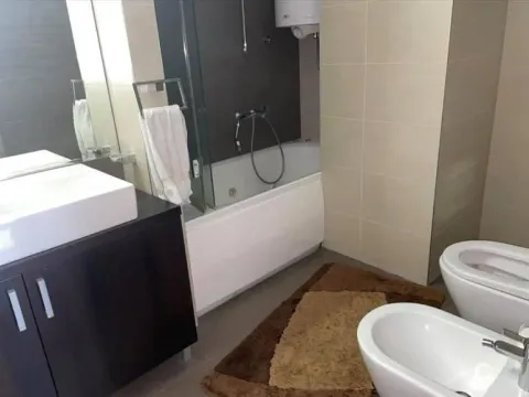 Izdavanje, trosoban stan, 110m², Čubura, Beograd - image 14