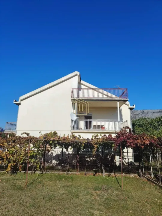 Sale, house, 318m², Murtovina, Podgorica