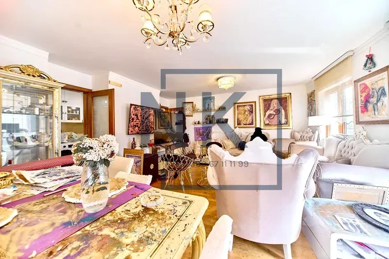 Prodaja, trosoban stan, 120m², Tološi, Podgorica