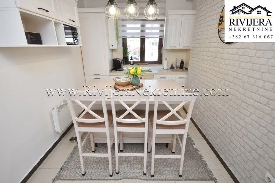 Prodaja, trosoban stan, 70m², Igalo, Herceg Novi
