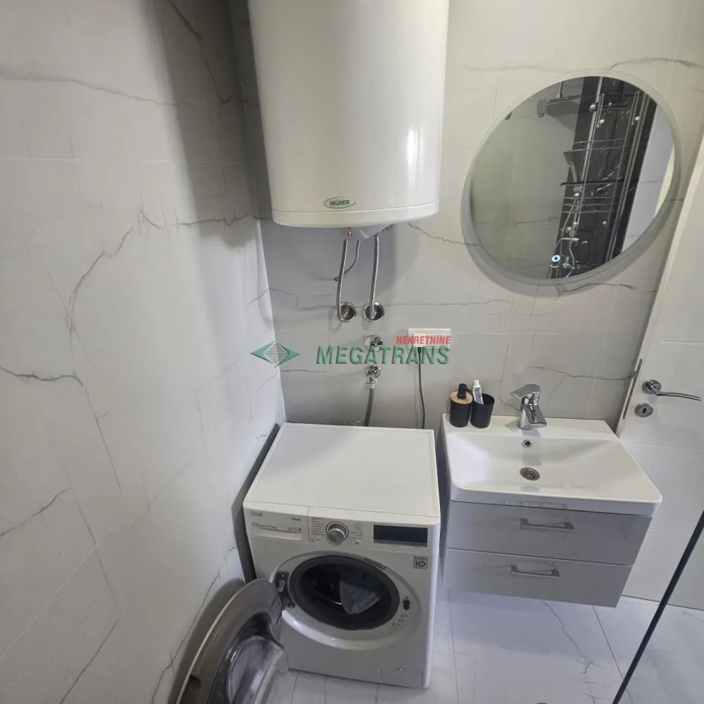 Izdavanje, dvosoban stan, 41m², Adice, Novi Sad Sve Podlokacije
